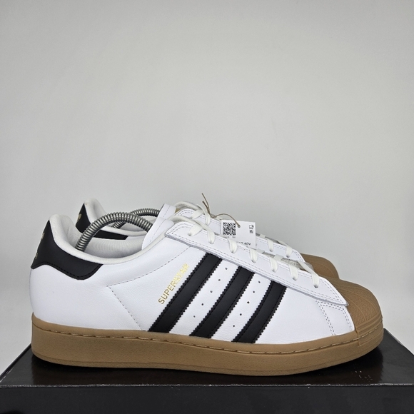 Adidas Superstar ADV IE0669 White Black Gum Men\'s Shoes Size 11 New